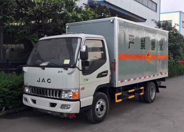 江淮駿鈴5.2米煙火製品運輸車