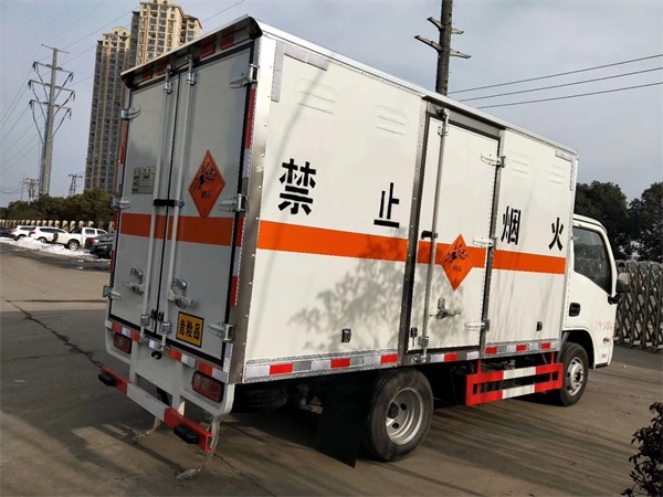躍進汽油1噸谈球体育app下载安卓手机氧氣瓶運輸車