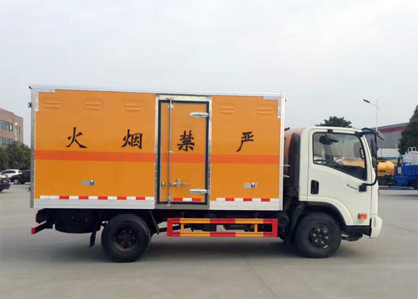 大運4.2米黃牌煙花製品運輸車